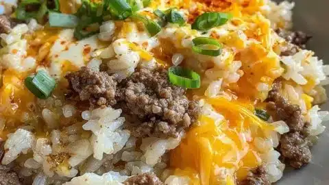 Creamy Garlic Butter Beef and Cheddar Rice Delight