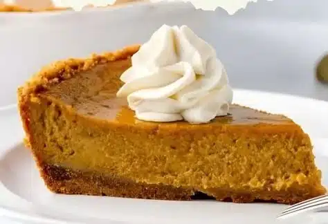 Pumpkin Pie with Graham Cracker Crust 1 Pumpkin Pie with Graham Cracker Crust