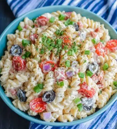 Easy Creamy Pasta Salad