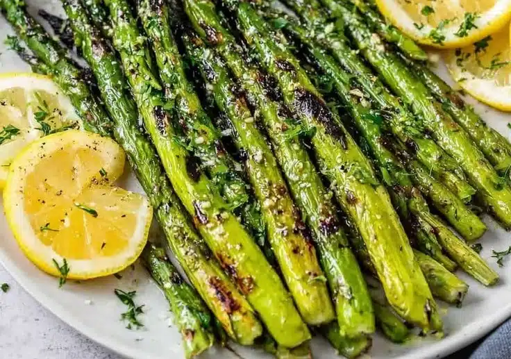 Grilled Asparagus with Lemon and Garlic