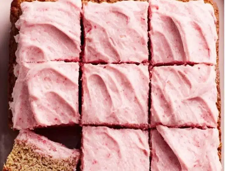 Strawberry-Rosé Snack Cake